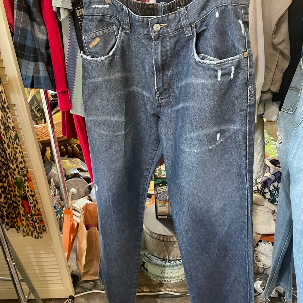 Men’s Rusty Distressed blue jeans size 34 ocean surf beach
